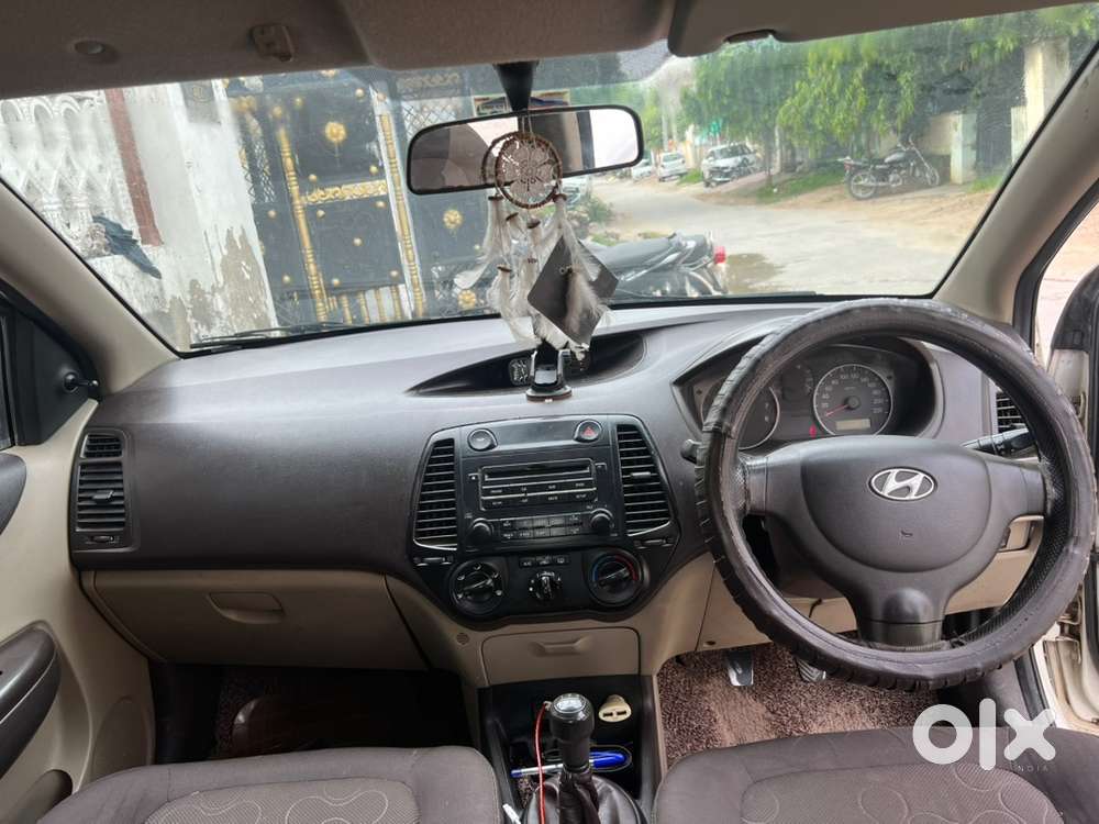 Hyundai I20 Petrol Manual 2nd 2010