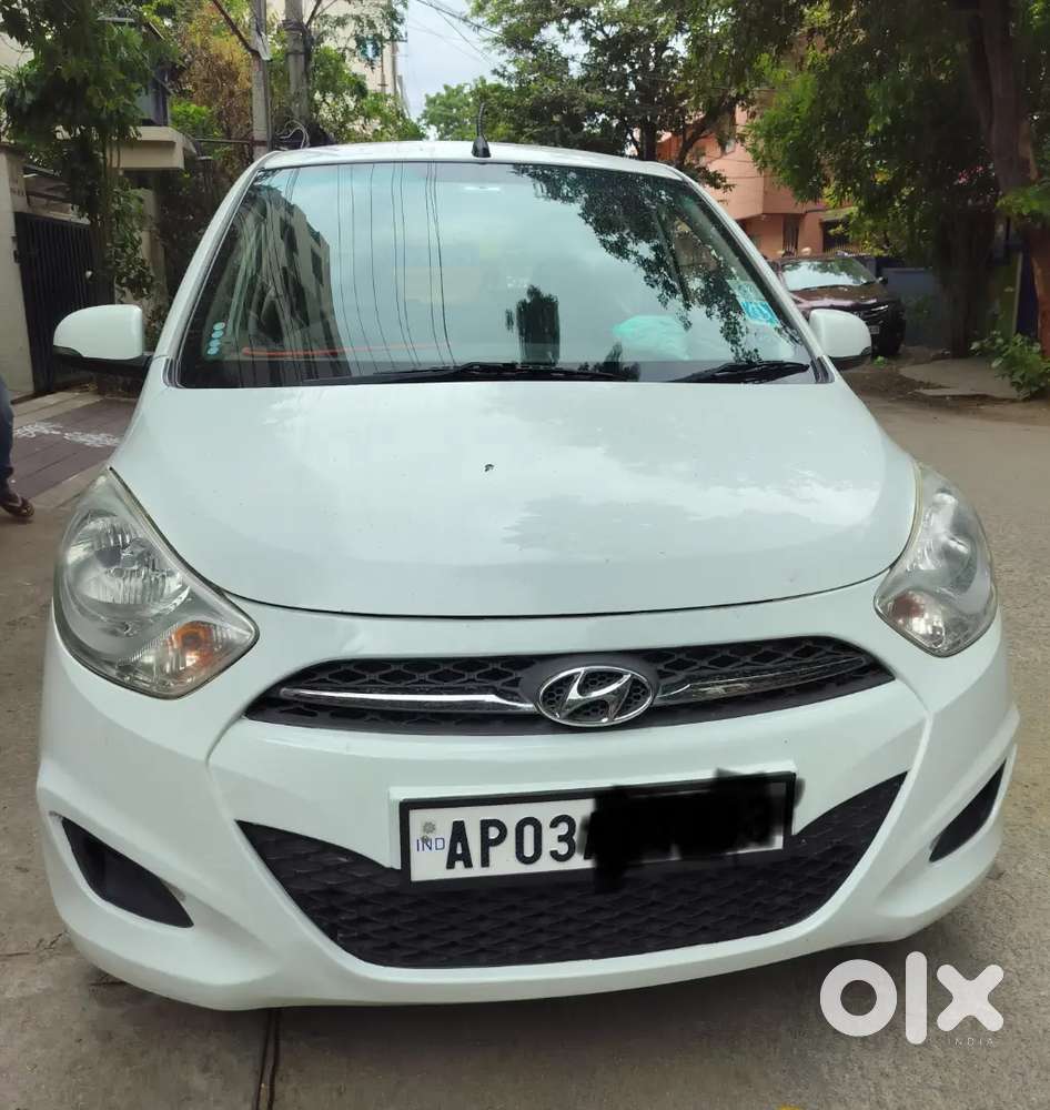 Hyundai I10 Sportz Petrol 2011