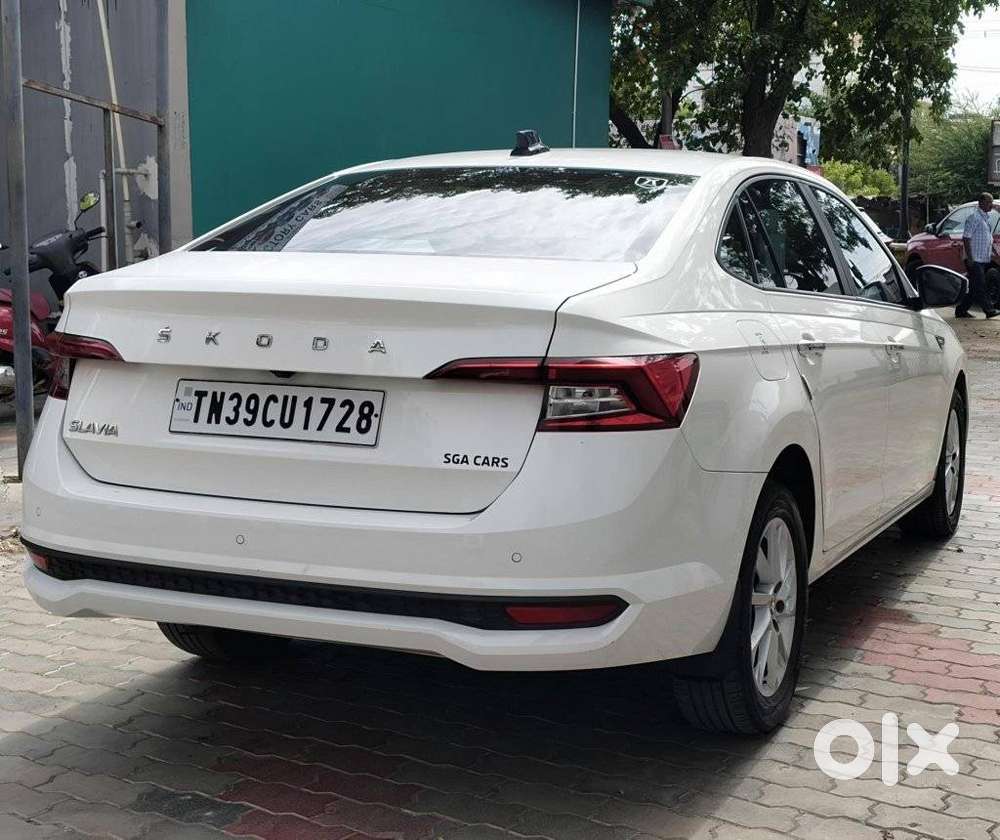 Skoda Slavia 1.0 Ambition Tsi, 2022, Petrol