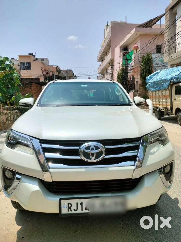 Toyota Fortuner 2.8 4wd At, 2017, Diesel