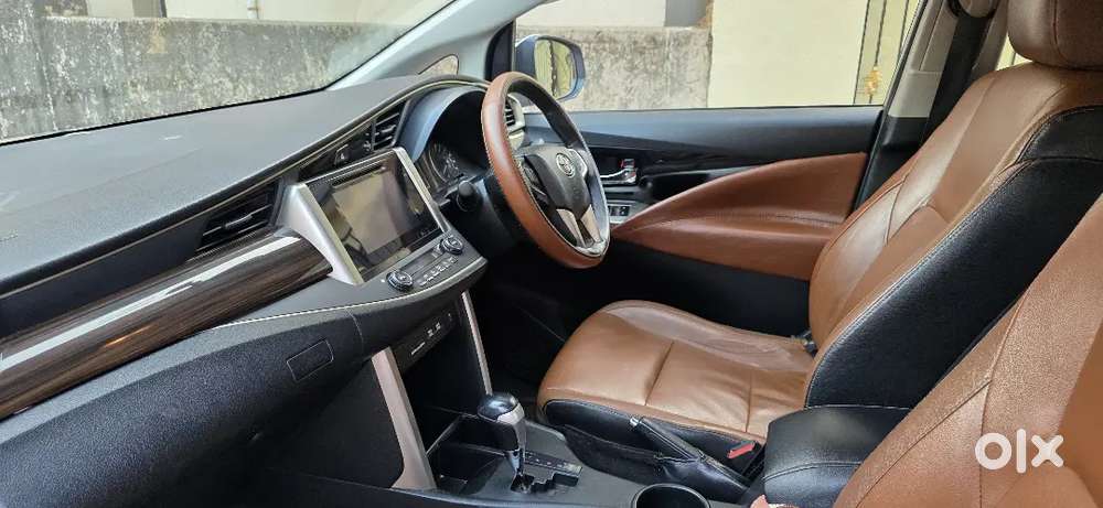 Toyota Innova Crysta 2017 Diesel Well Maintained