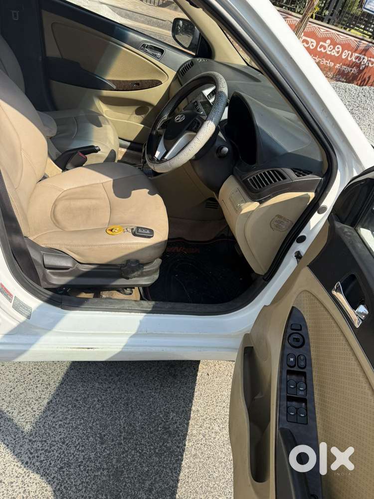 Hyundai Fluidic Verna 1.6 Crdi Sx Automatic, 2013, Diesel