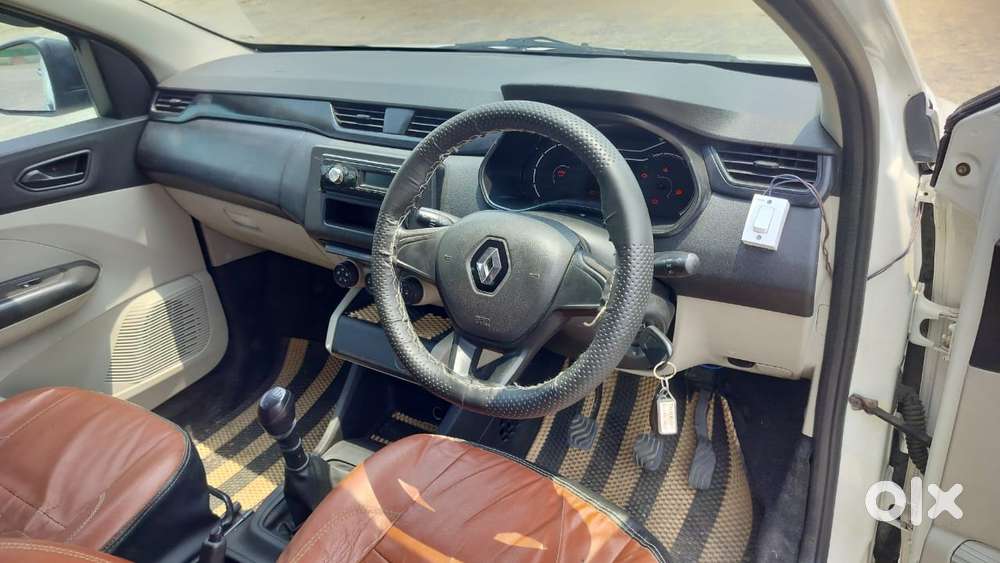 Renault Triber 1.0 Rxe, 2021, Petrol