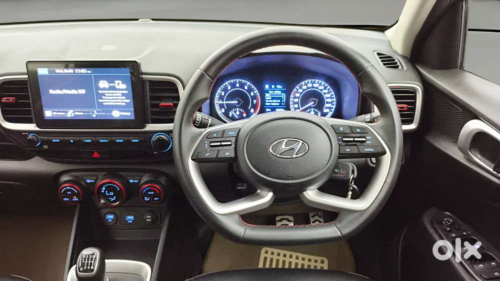 Hyundai Venue 1.0 Sx Turbo Imt Dual Tone Sport, 2021, Petrol