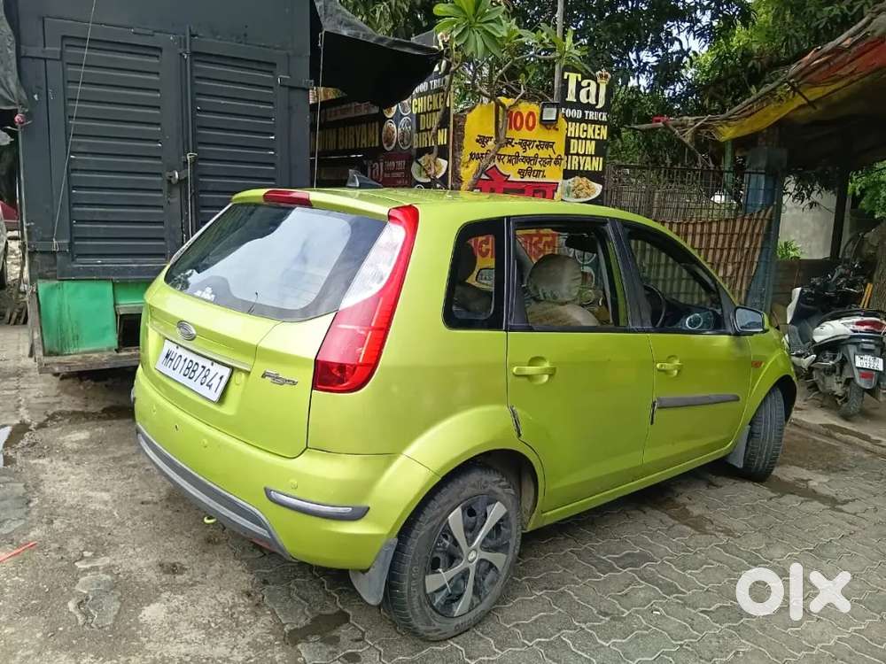 Ford Figo Petrol Zxi 2012 Second Owner