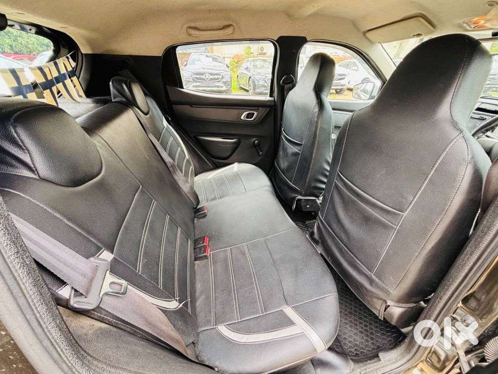 Renault Kwid 1.0 Rxt (o) Easy-r, 2018, Petrol