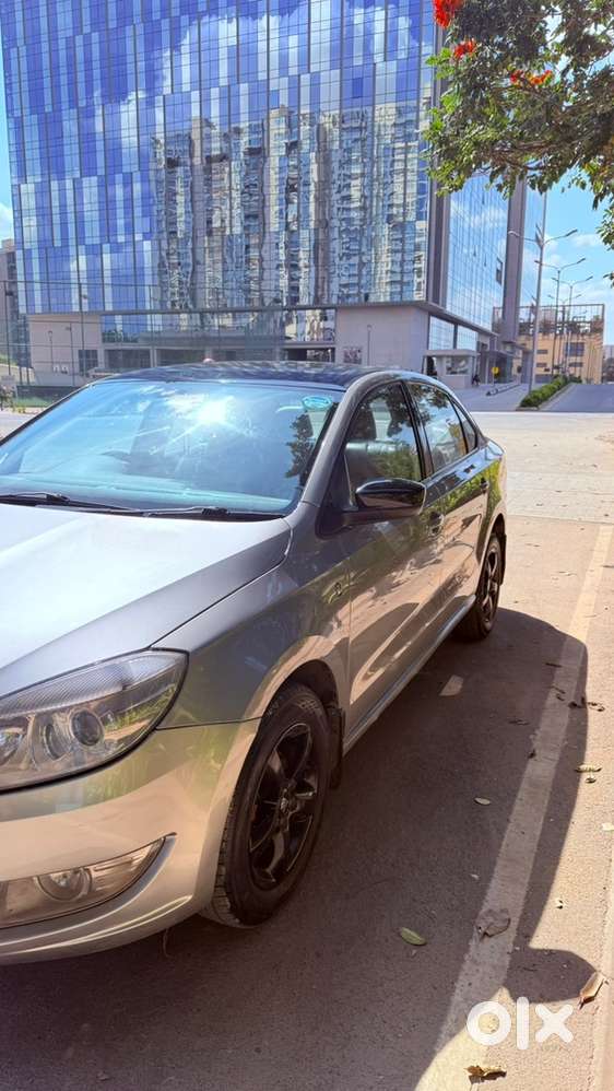 Skoda Rapid 2014 Top Variant – 1.6 Tdi, Diesel, Ka