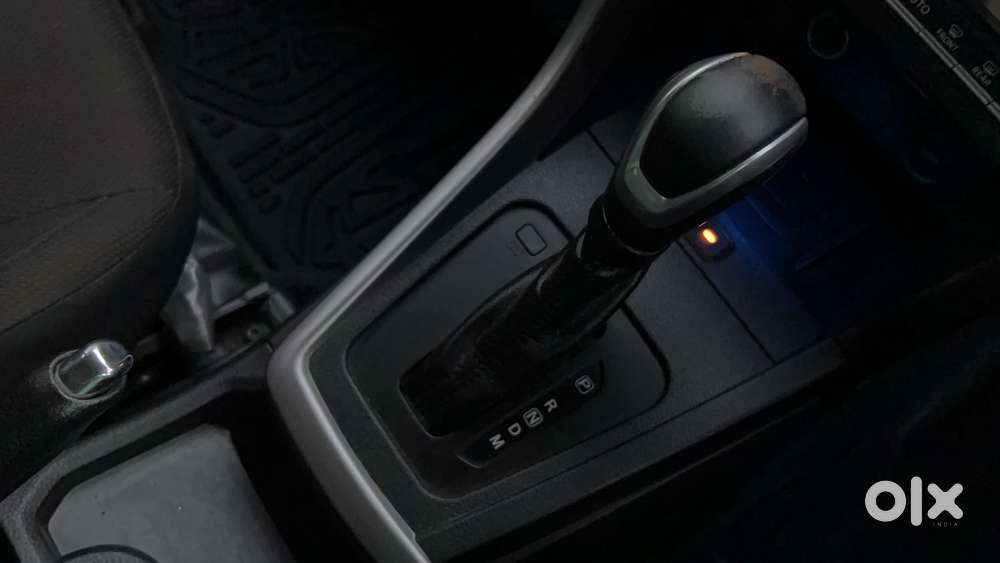 Maruti Suzuki Vitara Brezza 1.5 Zxi Plus At, 2022, Petrol