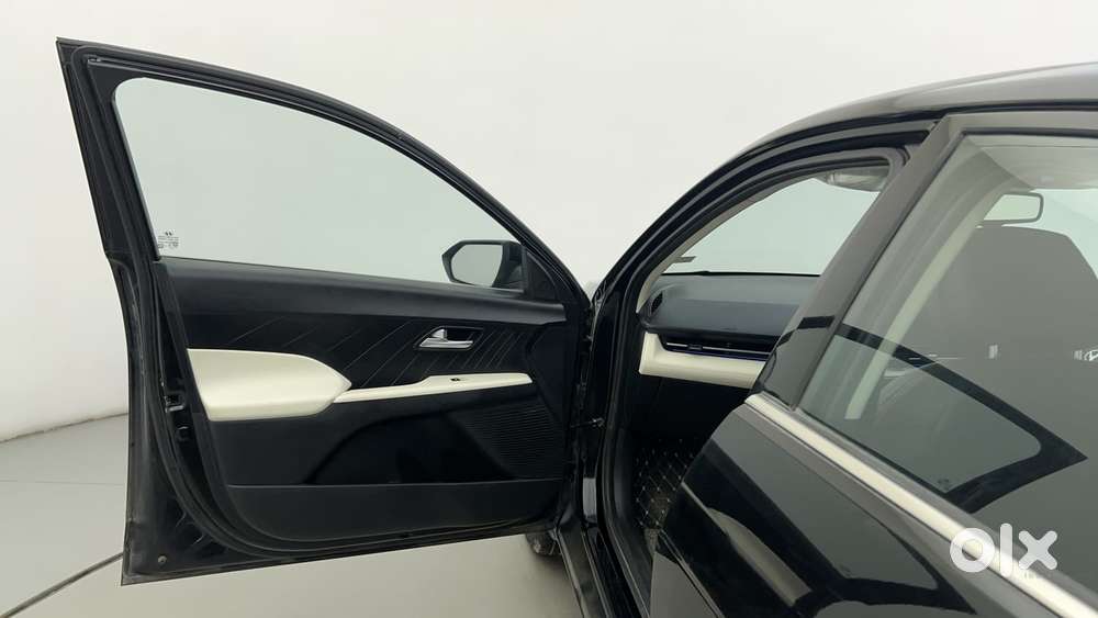 Hyundai Verna Sx 1.5 Petrol Ivt, 2023, Petrol