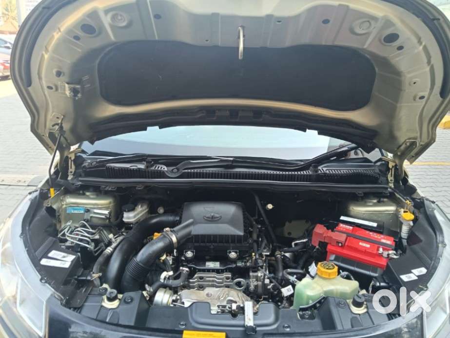 Tata Nexon Xz Plus (hs), 2022, Petrol