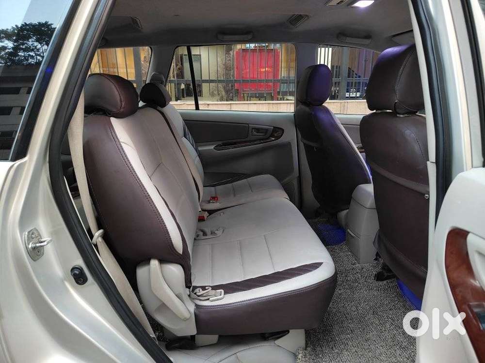 Toyota Innova 2.5 G (diesel) 8 Seater, 2014, Diesel