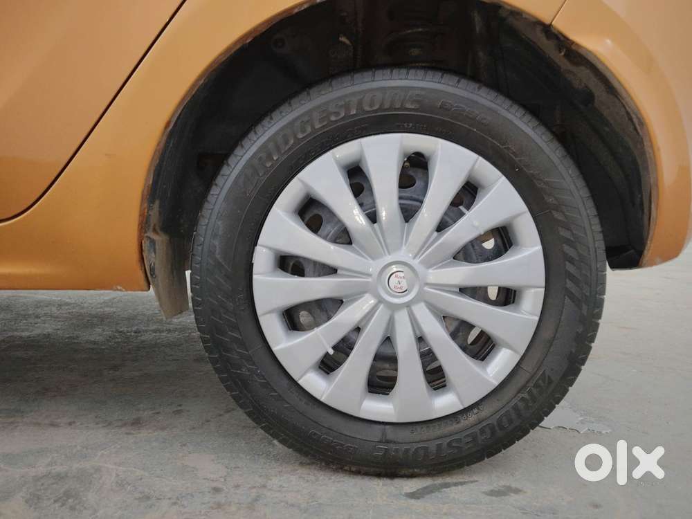 Tata Tiago 1.2 Revotron Xt, 2017, Petrol
