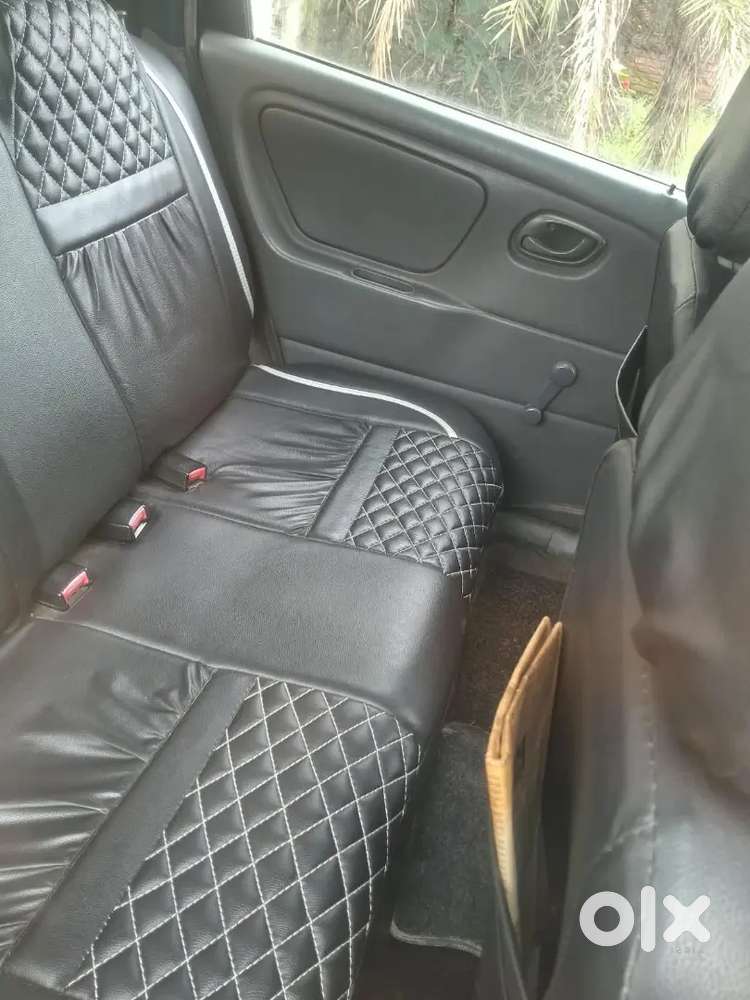 20kmpl Mileage, Lpg Kit In Very Less Price And Further Negotiable.