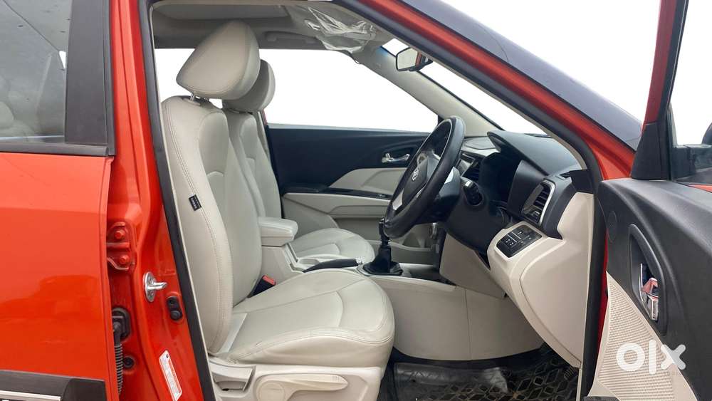 Mahindra Xuv300 W8 Option, 2019, Petrol