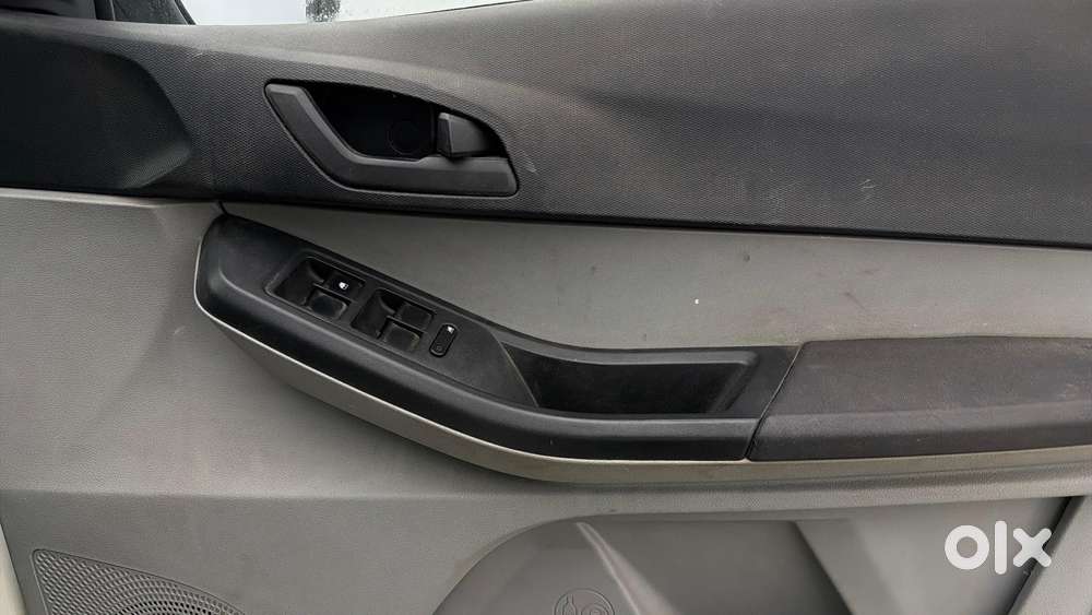 Tata Tiago 1.2 Revotron Xt, 2022, Petrol