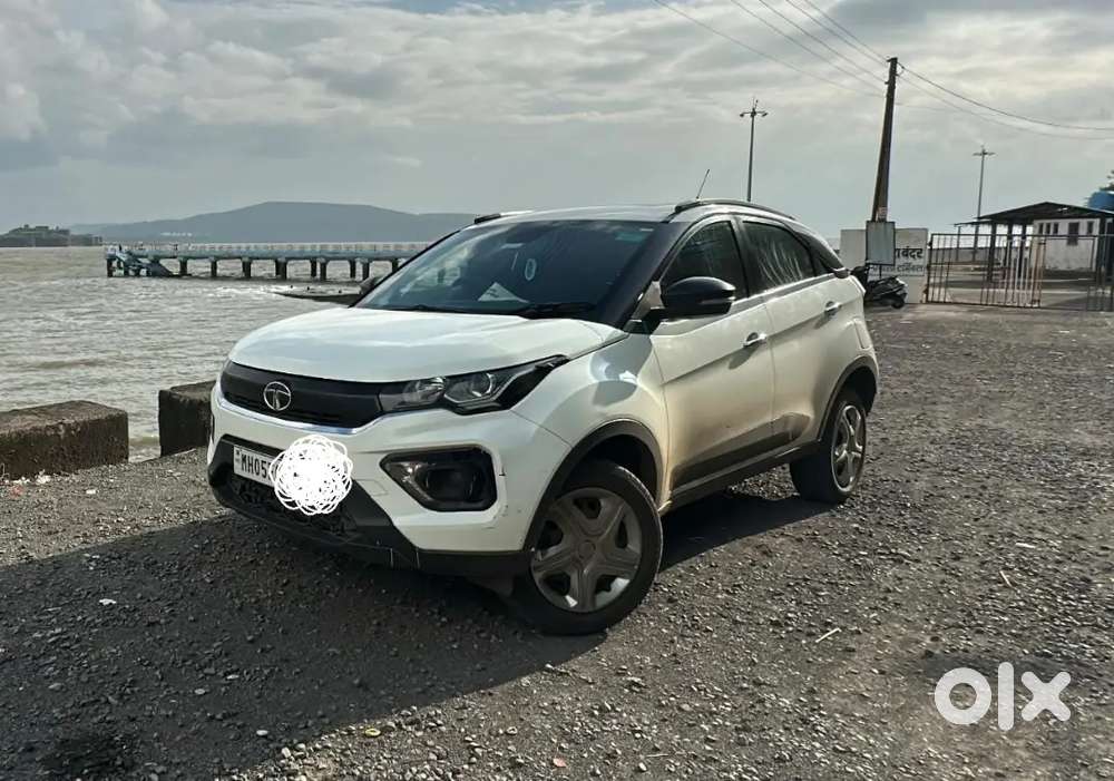 2021 Tata Nexon Xm (s) Petrol Single Owner