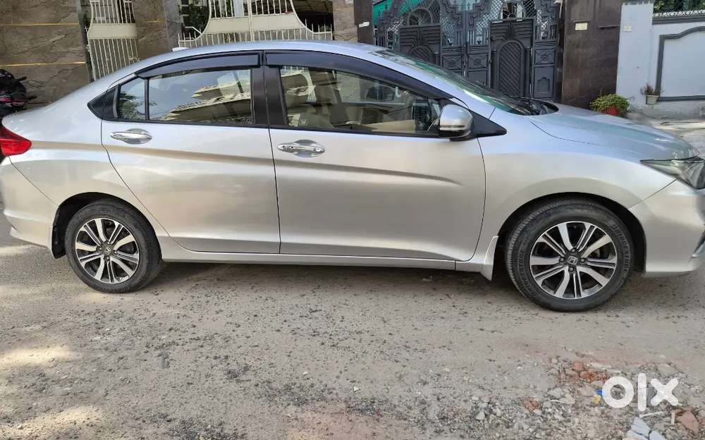 Honda City 1.5 V 2018