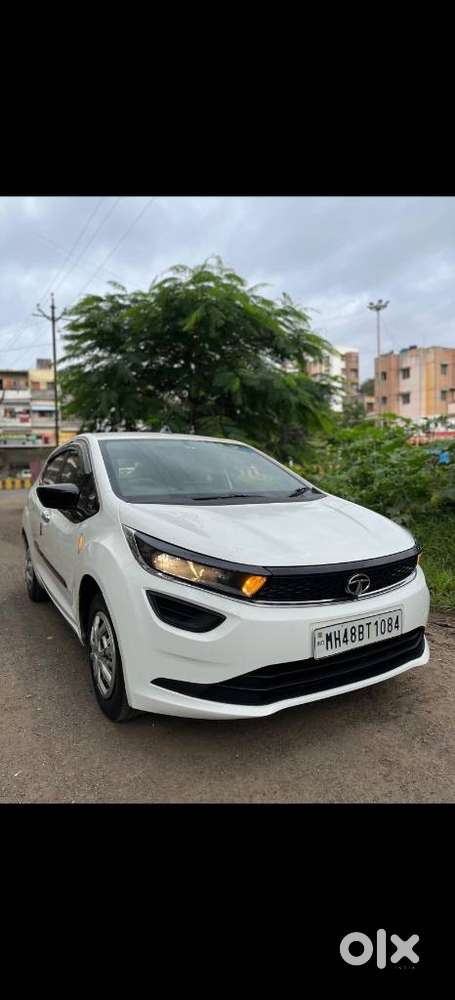 Tata Altroz, 2020, Petrol