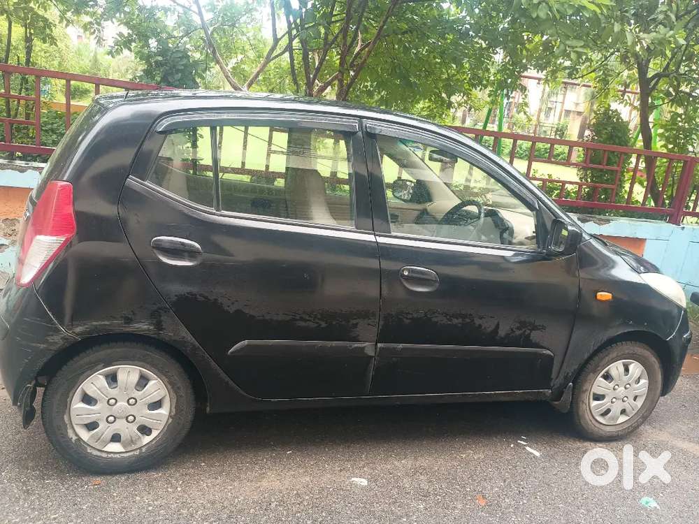 Hyundai I10 Gls Petrol 2010