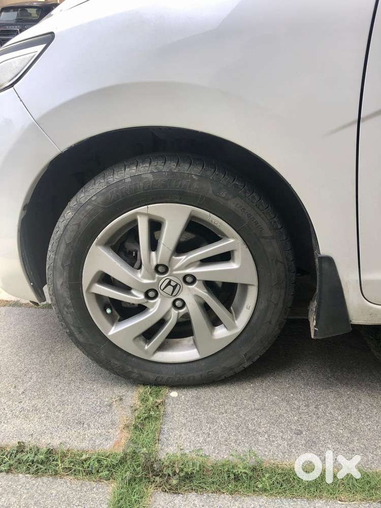 Honda Jazz V Automatic, 2016, Petrol