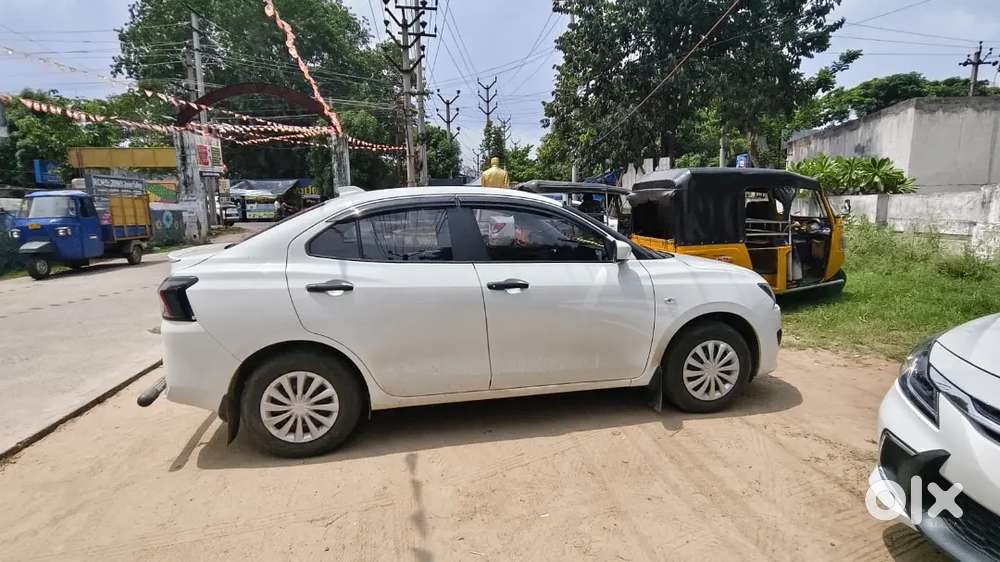 Maruti Suzuki Dzire Lxi  Cng2025