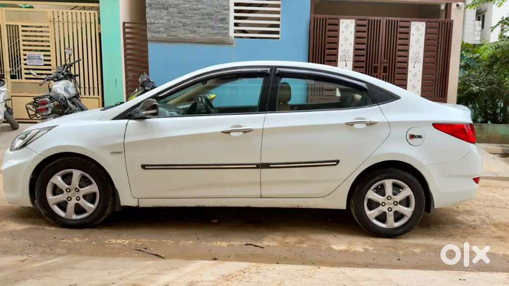 Hyundai Fluidic Verna 1.4 Crdi 2011