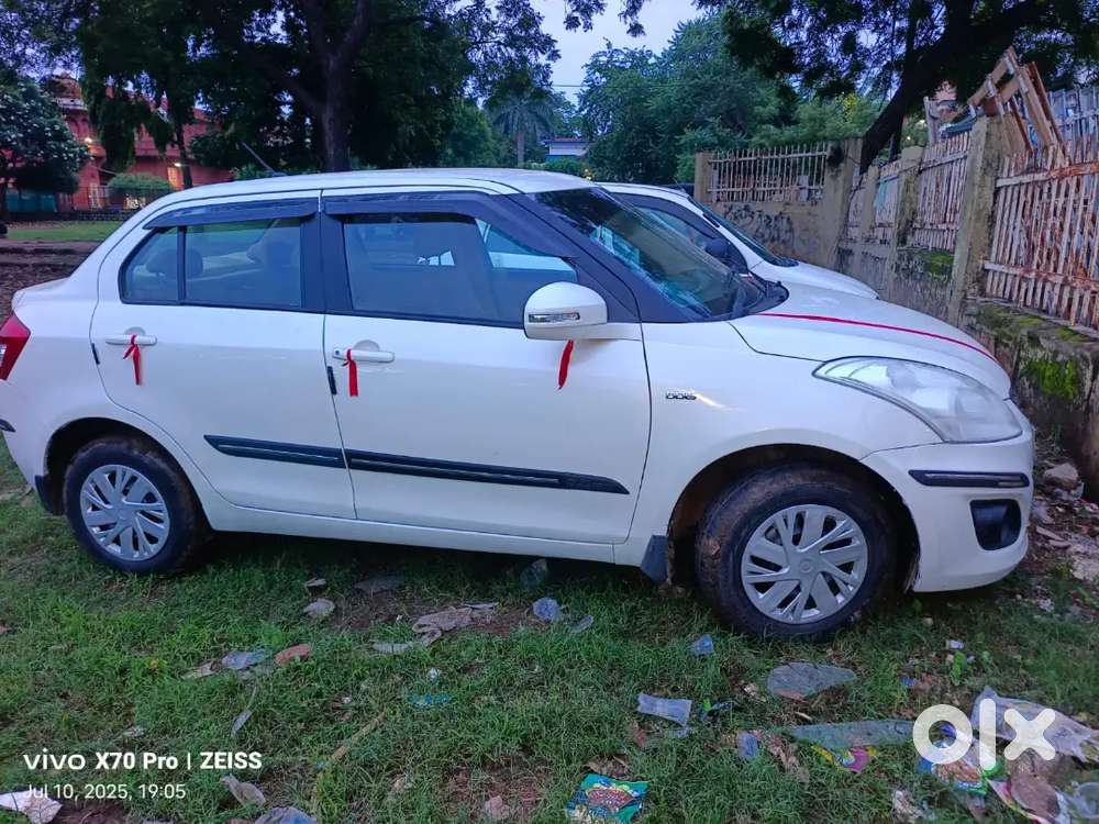 Maruti Suzuki Dzire 2013 Diesel 80000 Km Driven