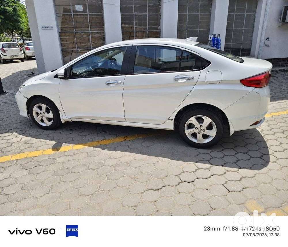 Honda City V Mt, 2015, Petrol