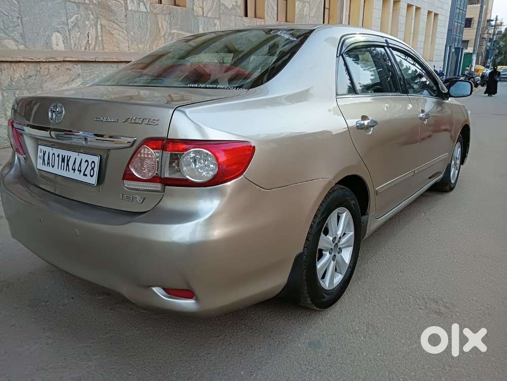 Toyota Corolla Altis 1.8 J, 2013, Cng & Hybrids