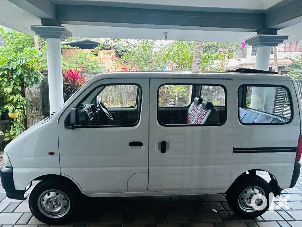 Maruti Suzuki Eeco 2009 Petrol 100000 Km Driven
