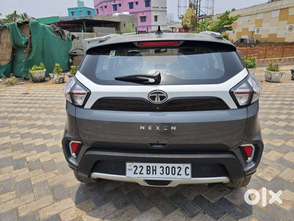 Tata Nexon 1.2 Revotron Xz Plus, 2022, Petrol