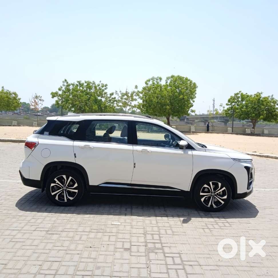 Mg Hector Plus Sharp Pro 1.5 Turbo Petrol Cvt 6 Str, 2025, Petrol