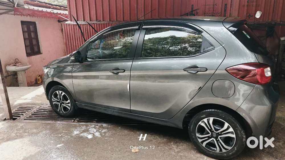 Tata Tiago Petrol 14500 Km Dark Grey