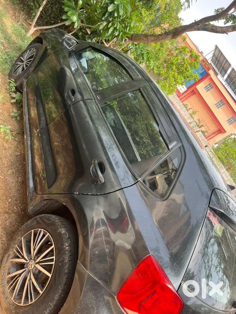 Volkswagen Polo Petrol 2016 Car