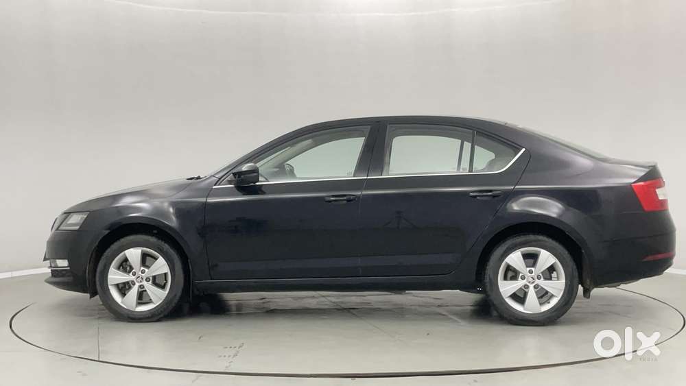 Skoda Octavia 1.8 Tsi Style At, 2017, Petrol