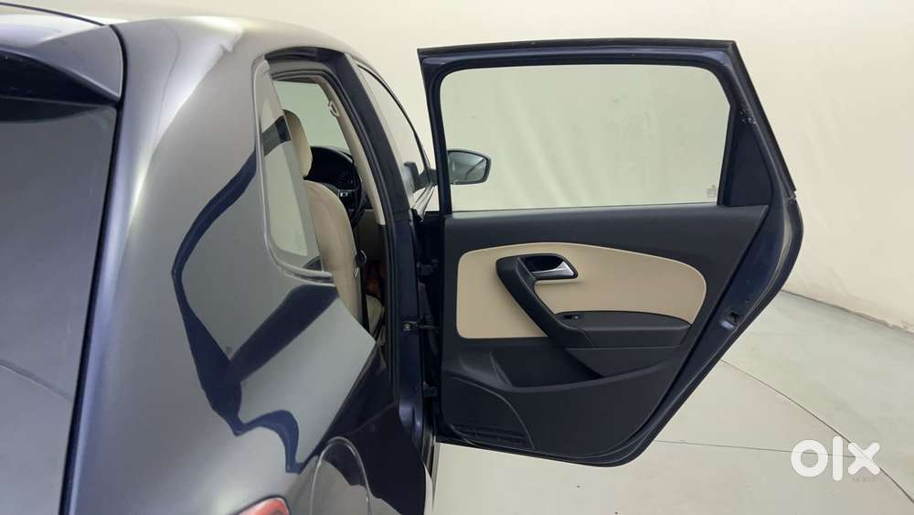 Volkswagen Polo 2009-2013 Petrol Highline 1.2l, 2015, Petrol