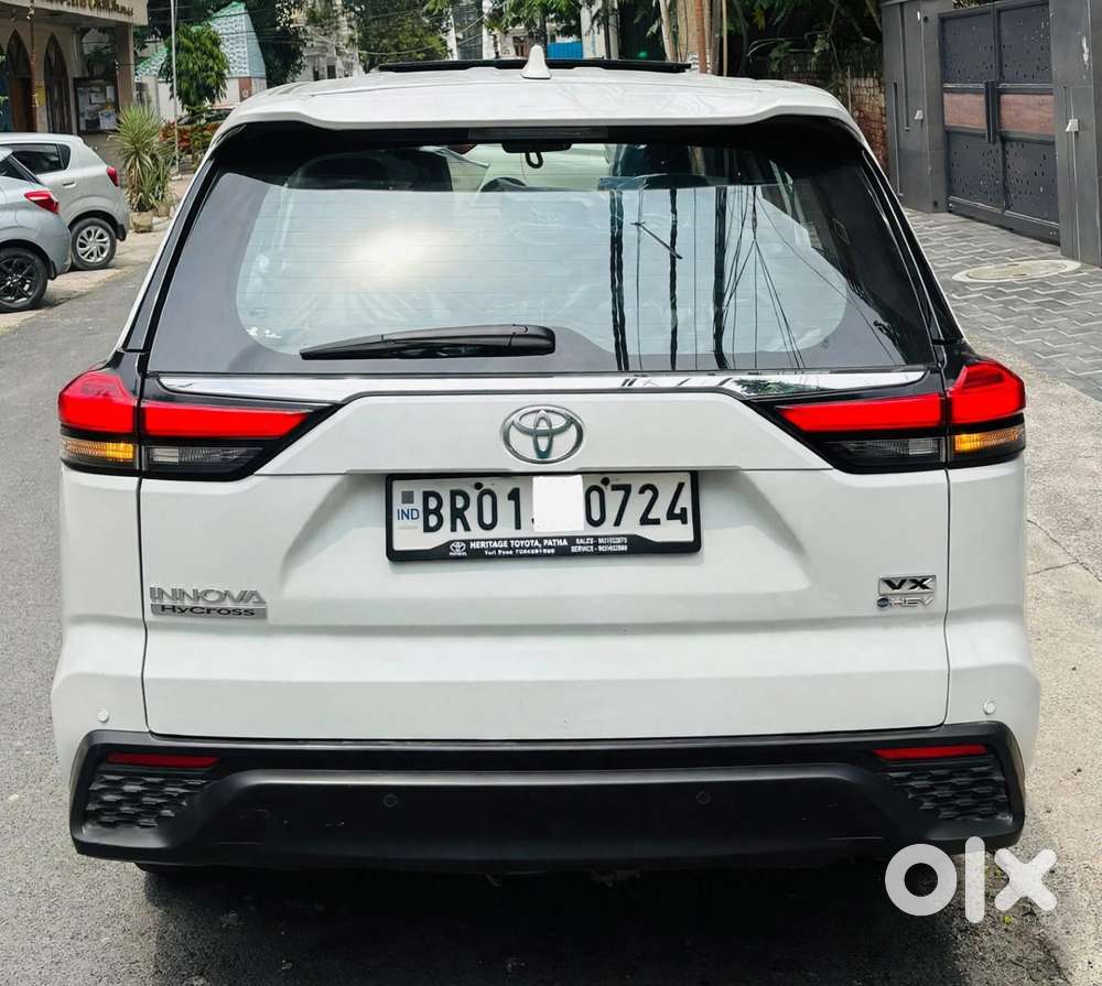 Toyota Innova Hycross 2.0 Vx (o) Hybrid 7 Str, 2026, Petrol