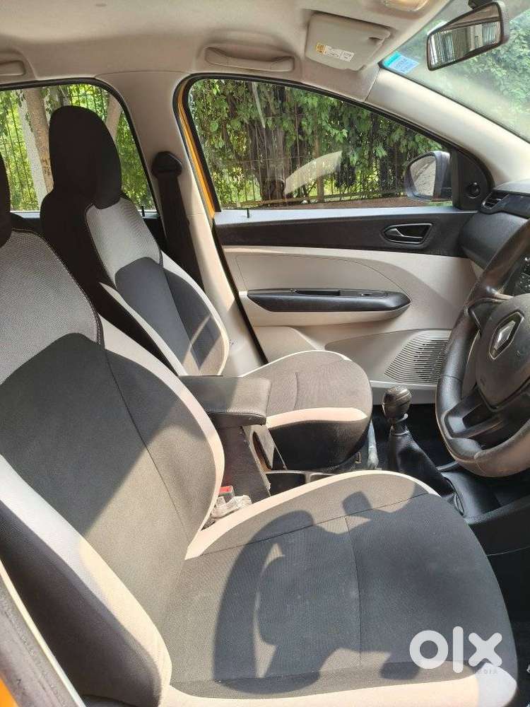 Renault Triber Rxl, 2022, Petrol