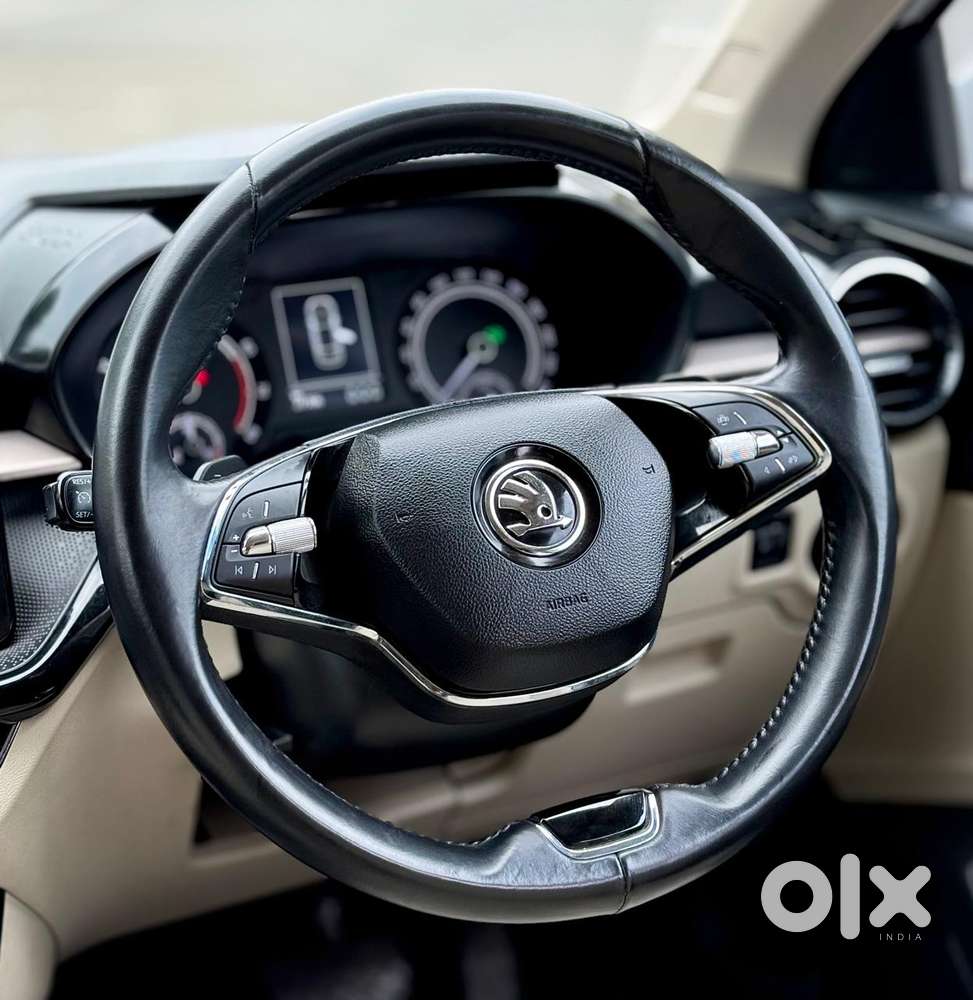 Skoda Slavia 1.0 Ambition Tsi, 2024, Petrol