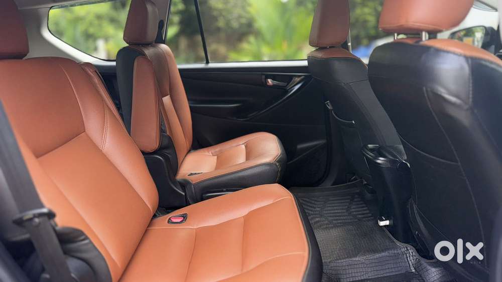 Toyota Innova Crysta 2.8 Gx At, 2016, Diesel