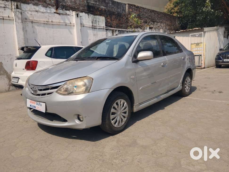 Toyota Etios 2010-2012 G, 2011, Petrol