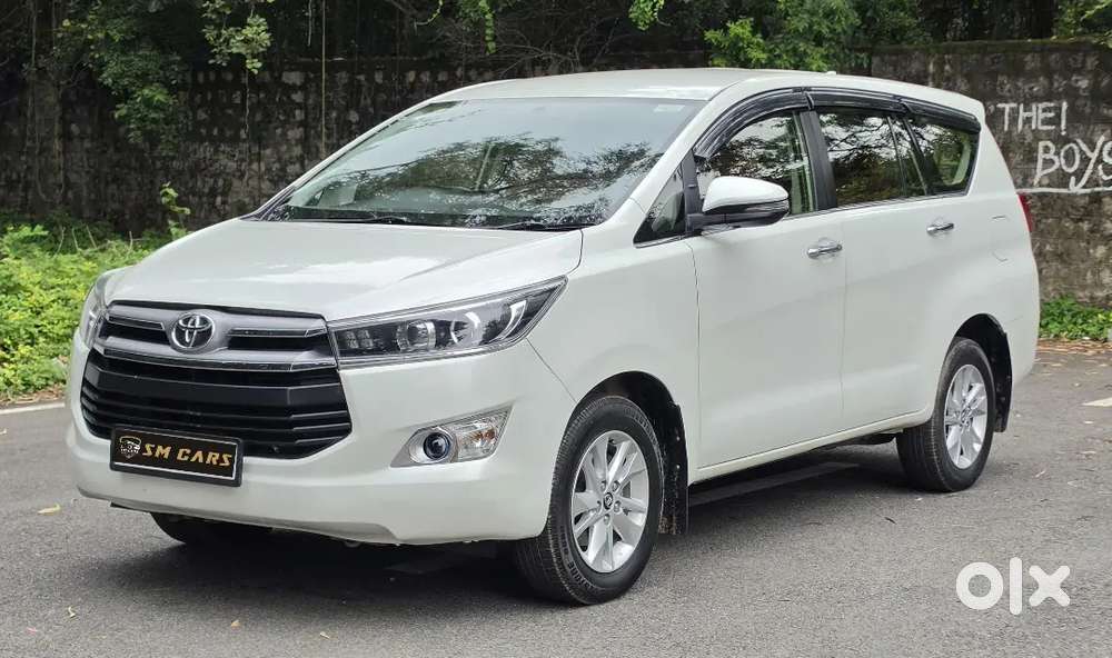 Innova Crysta 2.4 V Mt 2020