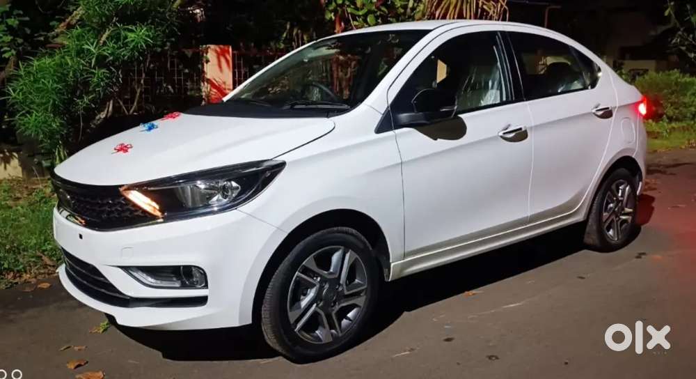 Tata Tigor Xzplus Leatherette Pack Top Model