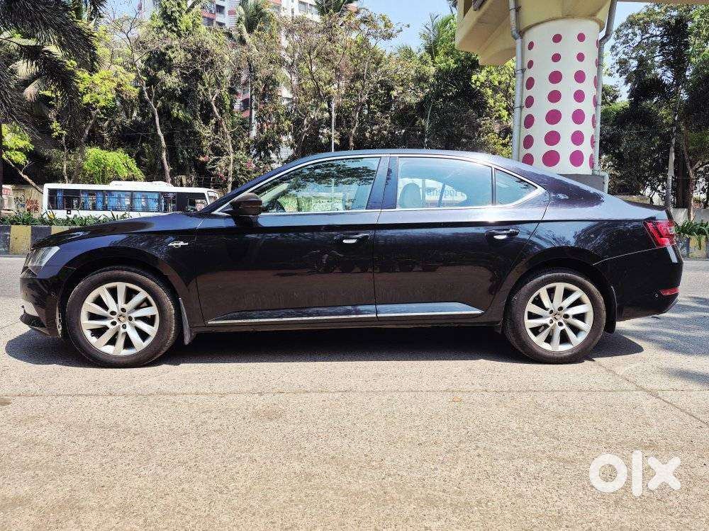 Skoda Superb 1.8 Elegance Tsi At, 2018, Petrol