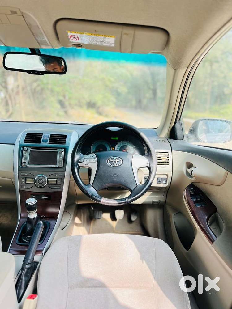 Toyota Corolla Altis 2012 Petrol Well Maintained