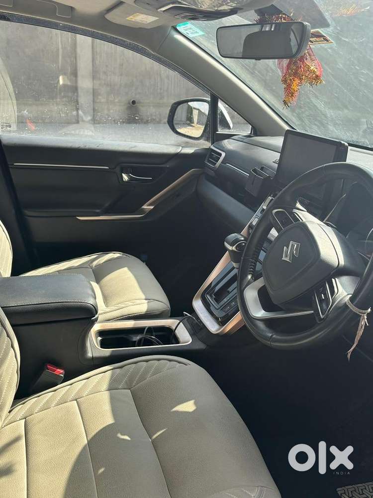 Maruti Suzuki Invicto 2024 Cng & Hybrids Well Maintained