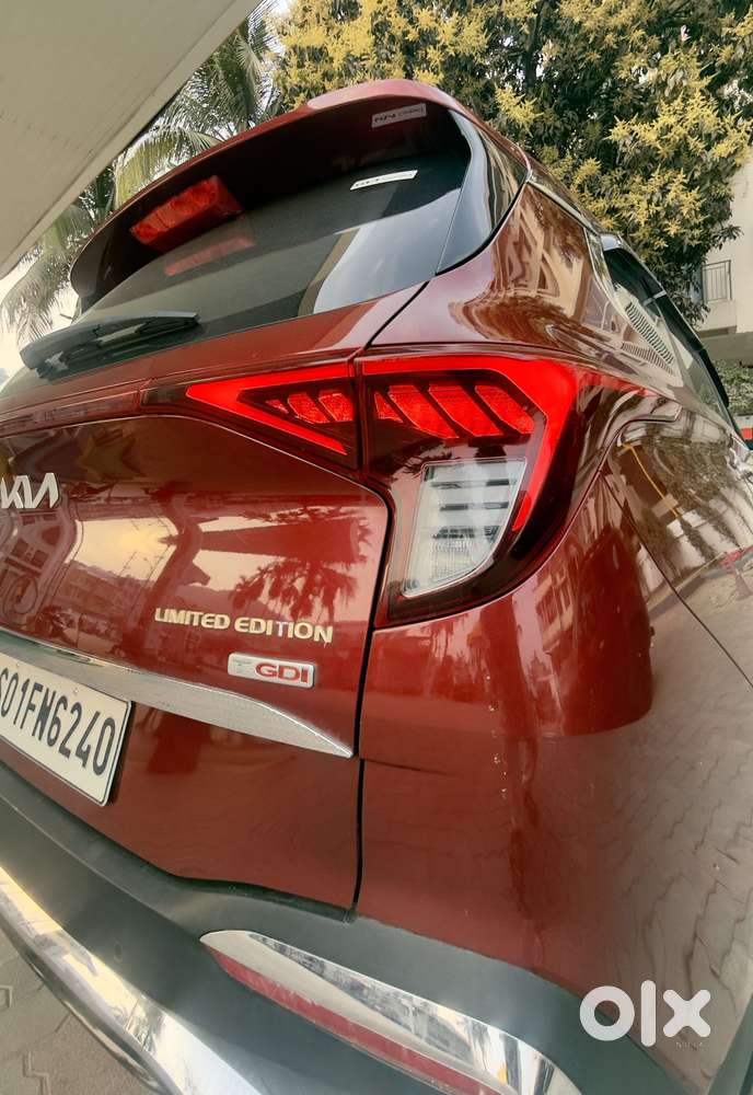 Kia Carens 1.5 Luxury Plus Turbo 7 Str, 2023, Petrol