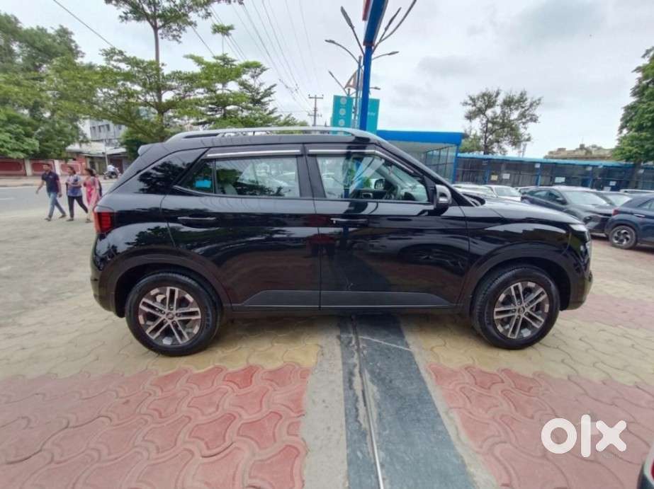 Hyundai Venue Sx Mt, 2022, Petrol
