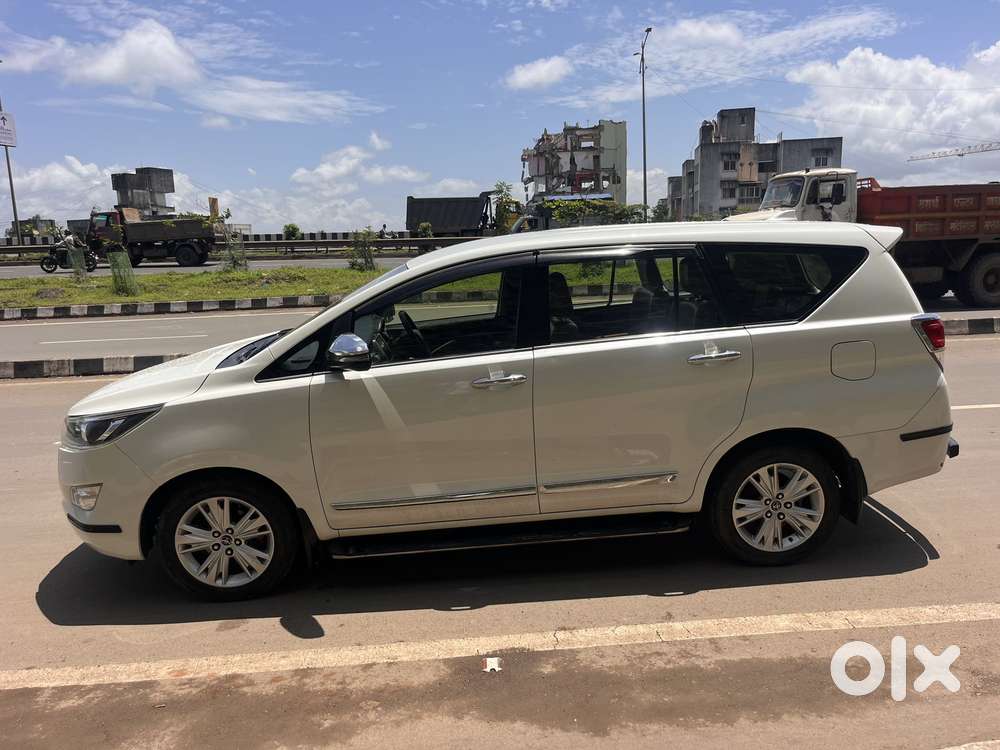 Toyota Innova Crysta 2.8z Automatic, 2019, Diesel