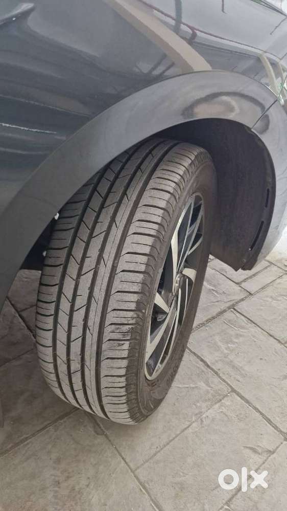 Volkswagen Virtus 1.0 Topline Tsi At, 2024, Petrol